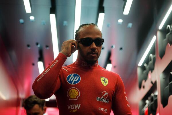 Lewis Hamilton vrijdag Barcelone 2025