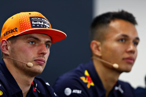 AP-21DN1BMU52111_news