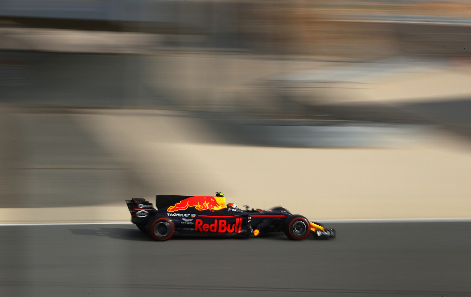 P-20170415-01141_HiRes-JPEG-24bit-RGB