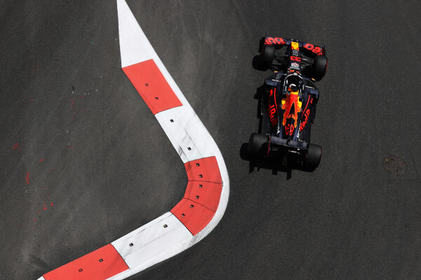 SI202106040189_hires_jpeg_24bit_rgb