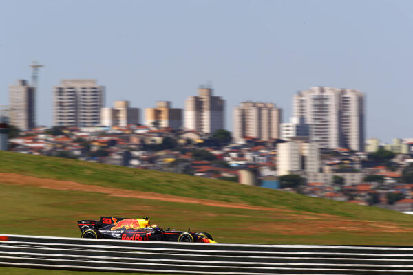 P-20171112-01044_news