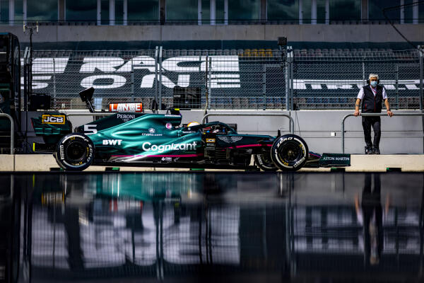 GP2103_093339_J5A1692