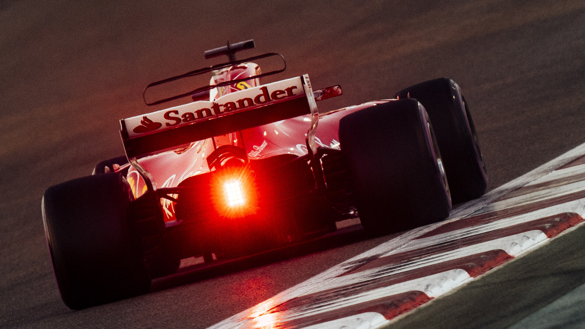 1920x1080-Kimi-Raikkonen-Ferrari-GP-Abu-Dhabi-2017