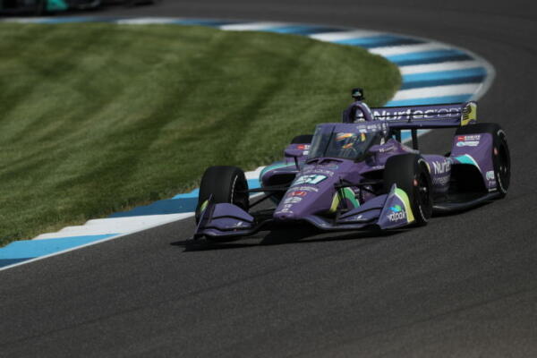 Grosjean-indycar-series--700x467