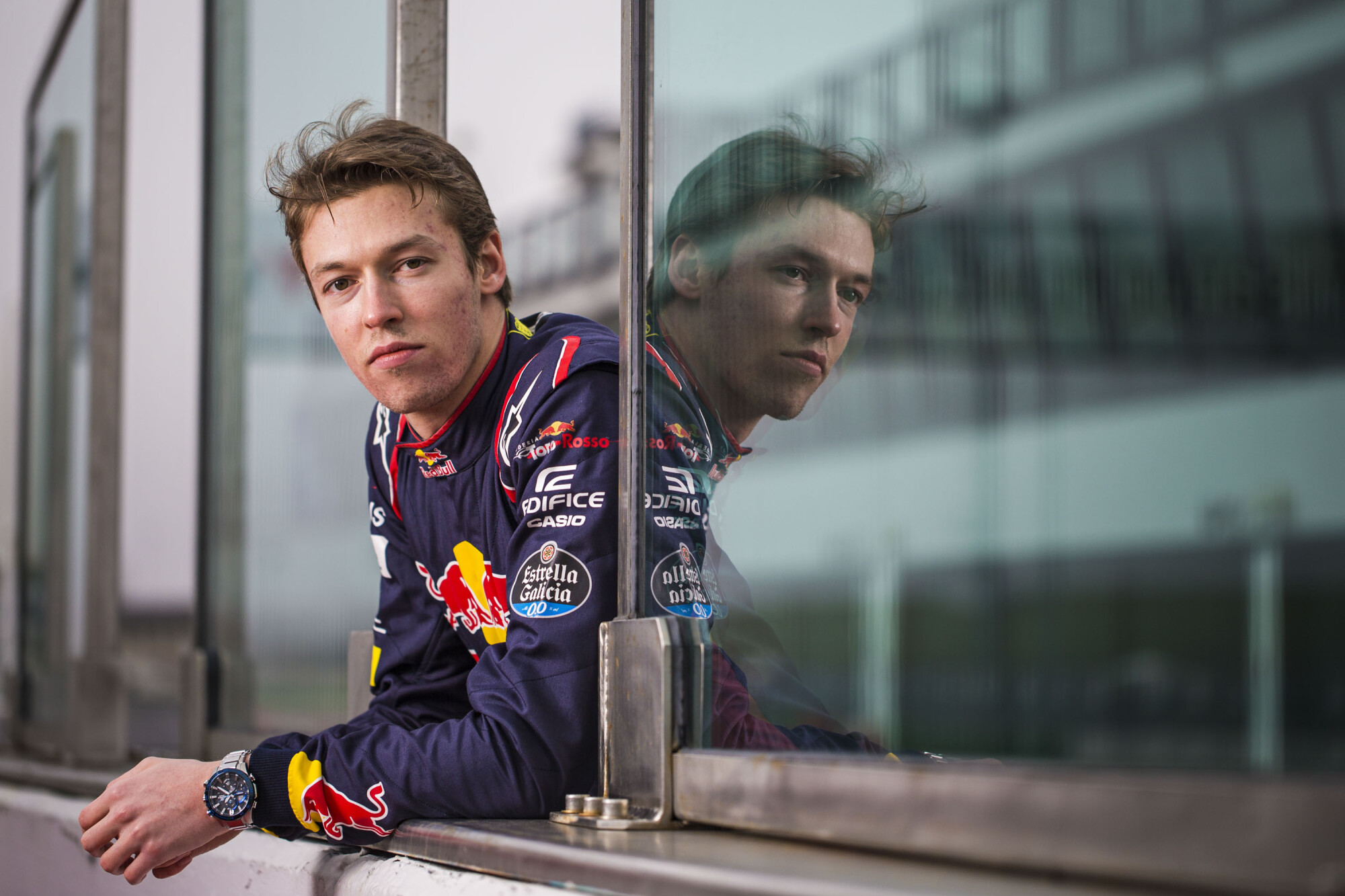 AP-1R7EBJFM52111_hires_jpeg_24bit_rgb_news