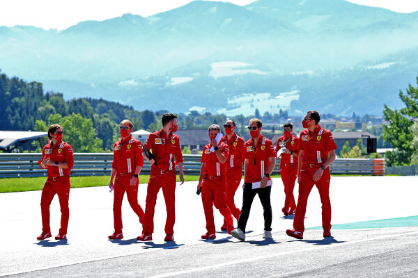 20011-austrian-gp-thursday