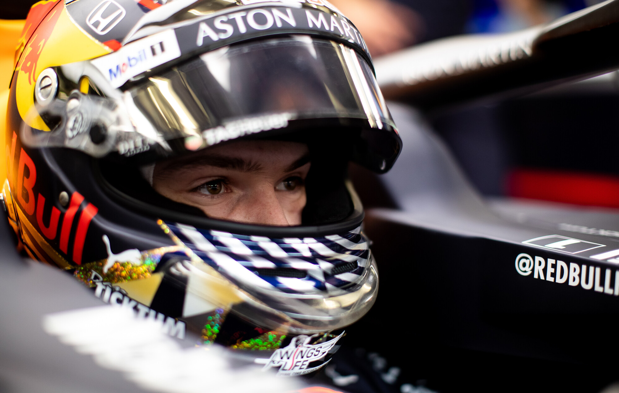 AP-1YWUSGGUS2111_news