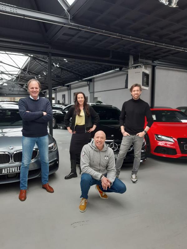 99EF1010-4F2E-4B6A-B962-053BA18726E9