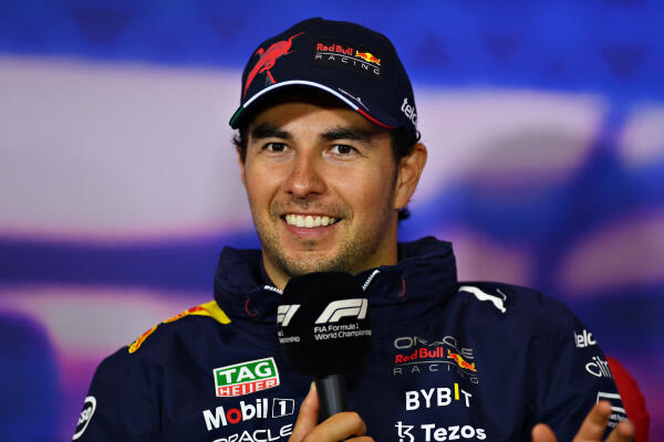 sergio perez persconferentie silverstone