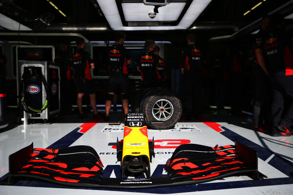 voorvleugel red bull