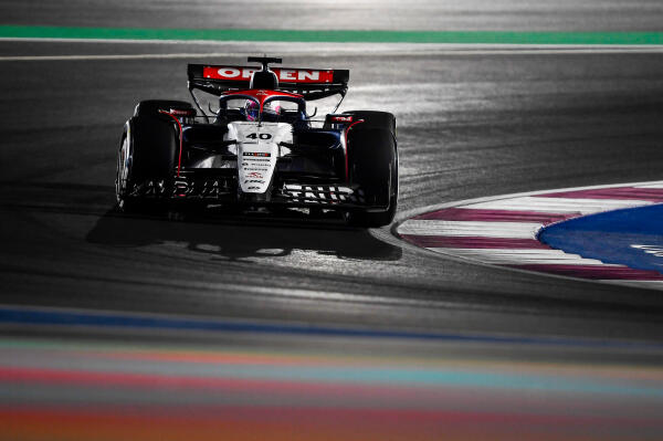 Liam-Lawson-Qatar-2023-Zondag-auto