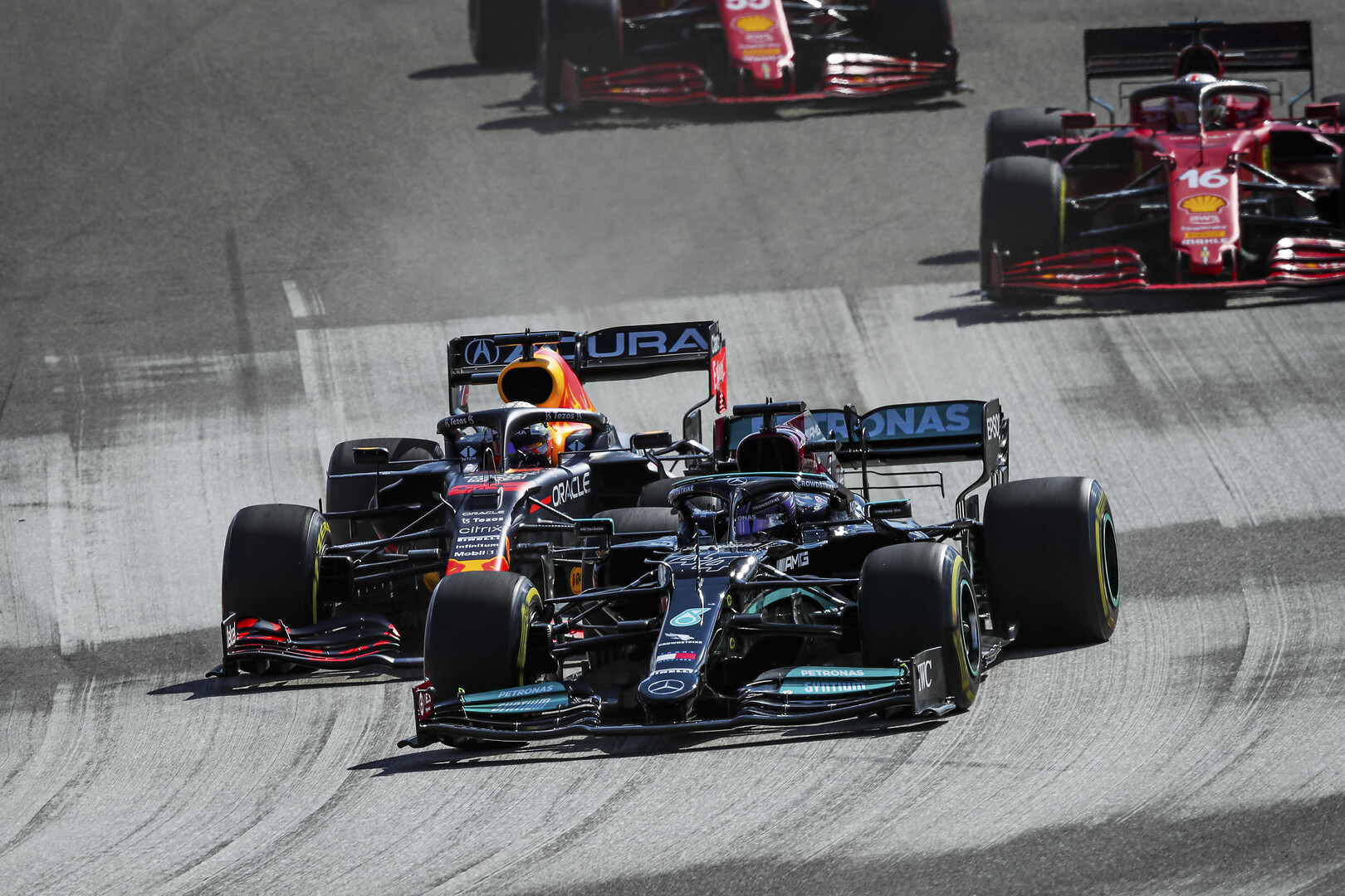Hamilton-en-Verstappen-austin