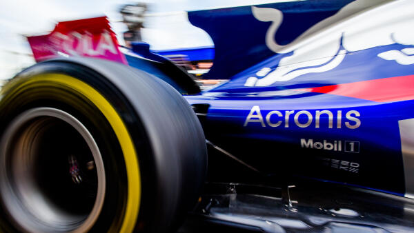 1920x1080-Scuderia-Toro-Rosso-GP-Australie-2017