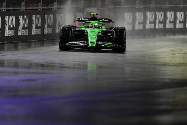 large-2025 Las Vegas Grand Prix - Friday