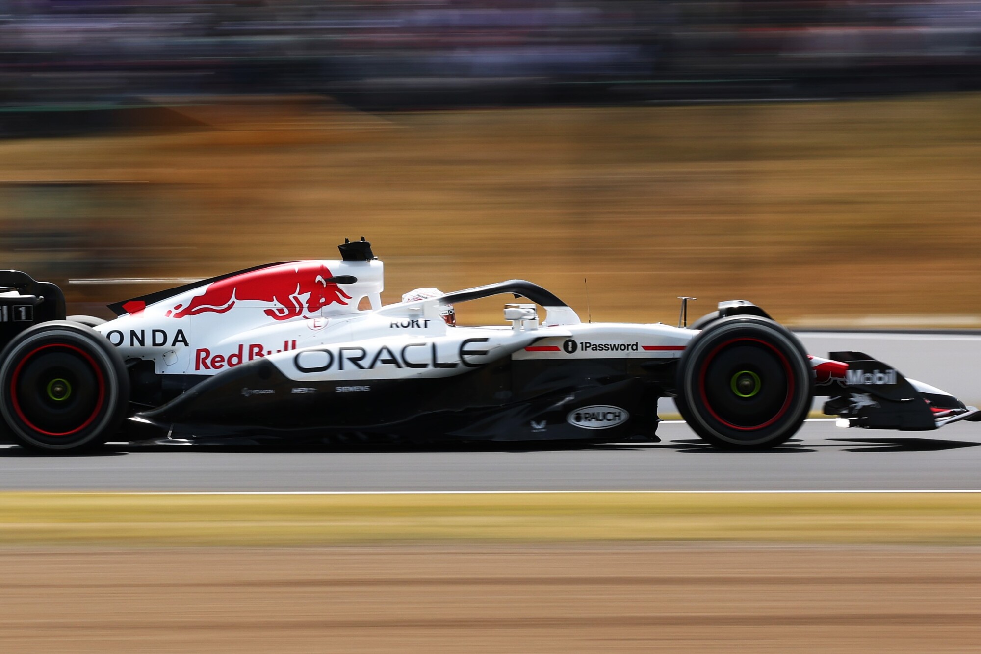 Red Bull witte livery Japan 2025