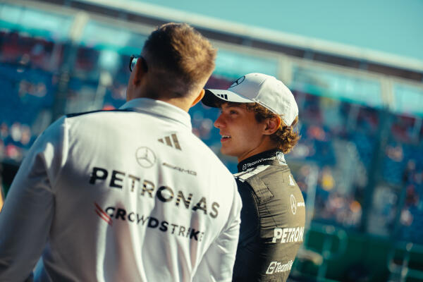 Kimi Antonelli voorafgaand aan raceweekend in Australië 2025