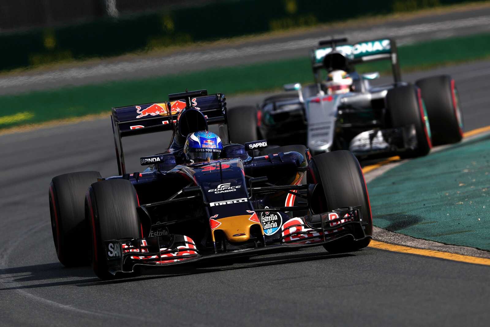 Max_Verstappen_Scuderia_Toro_Rosso_F1_GP_Australie_2016_race