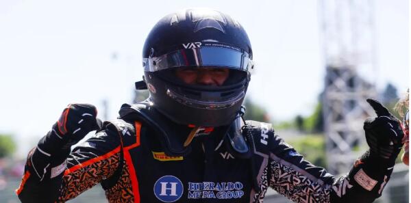 LEON wint in Imola a