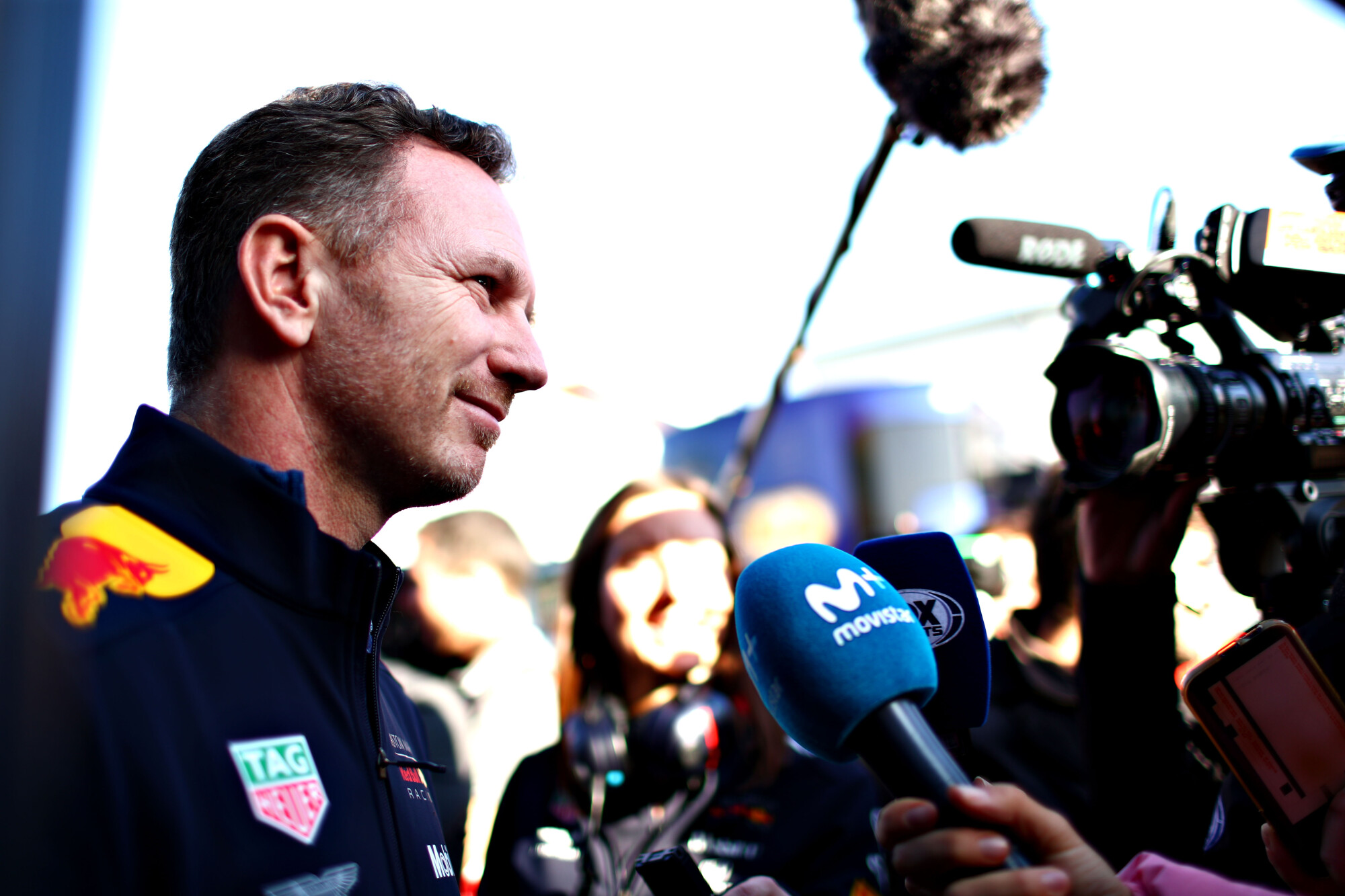 AP-1YFTQT9V51W11_hires_jpeg_24bit_rgb