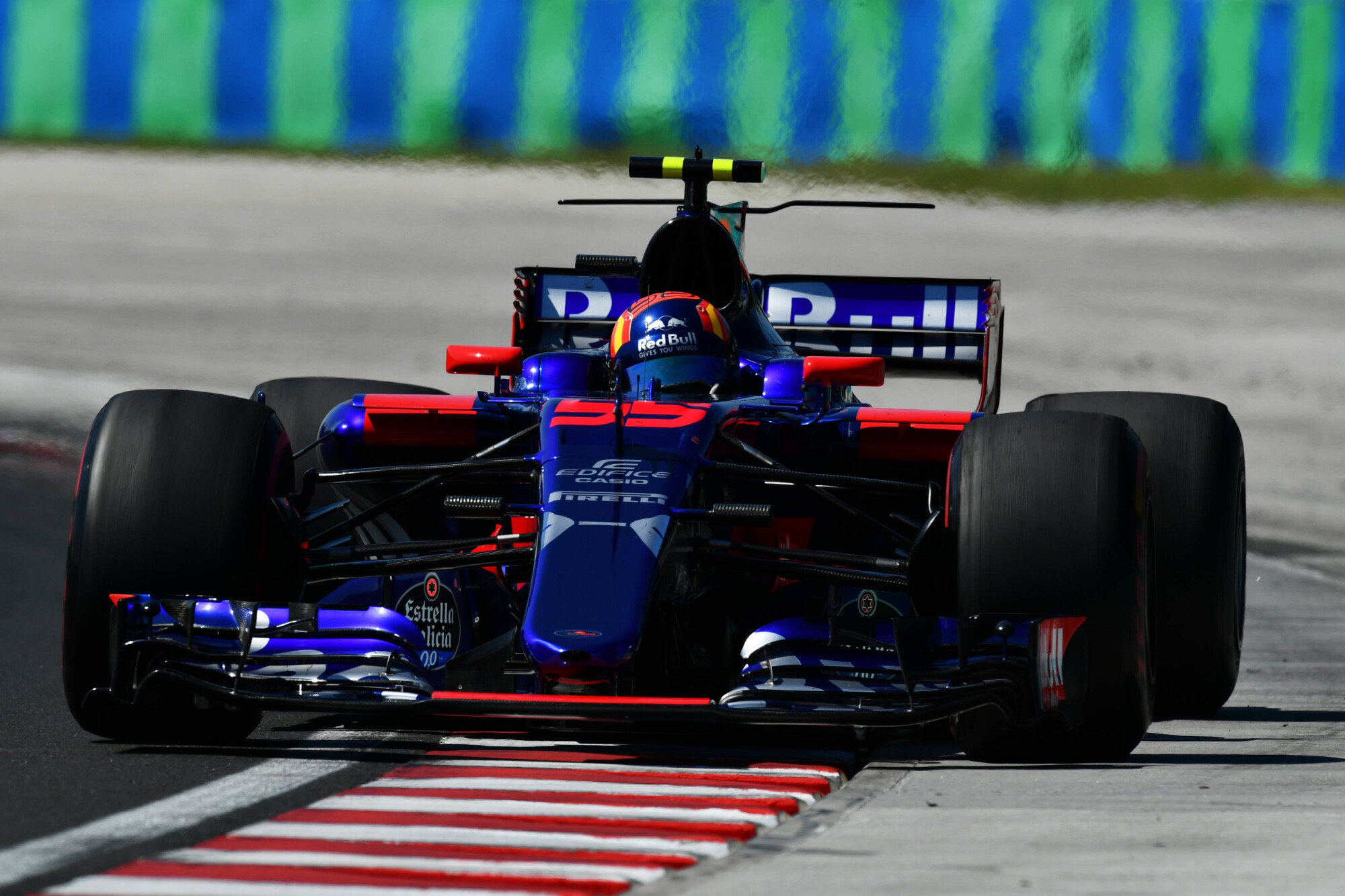 P-20170731-00551_News