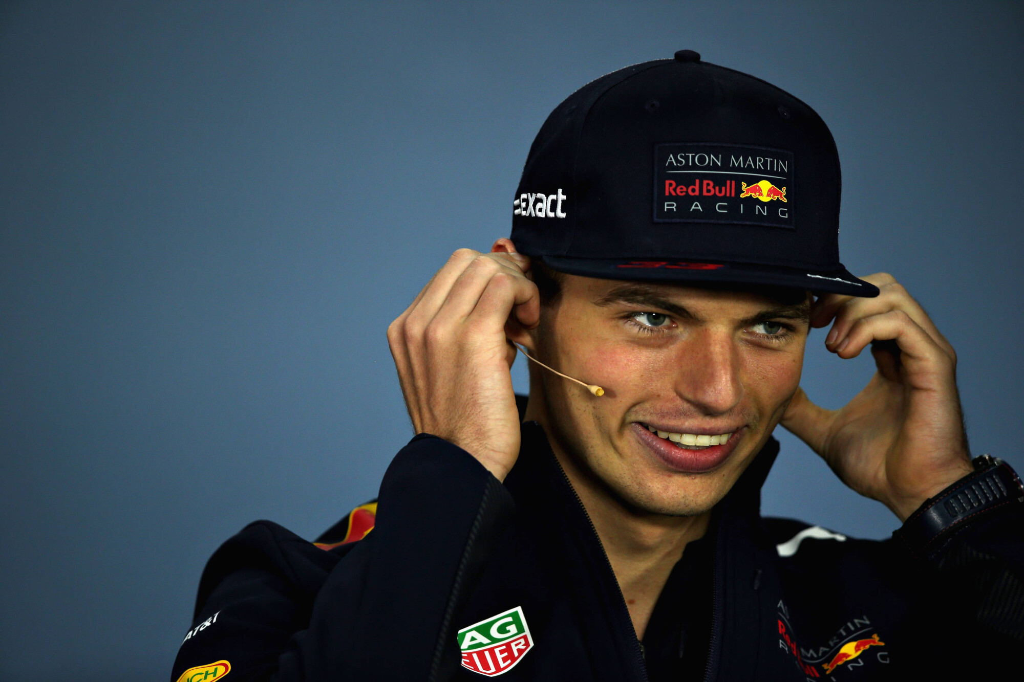 AP-1VWEAQ4SS2111_news