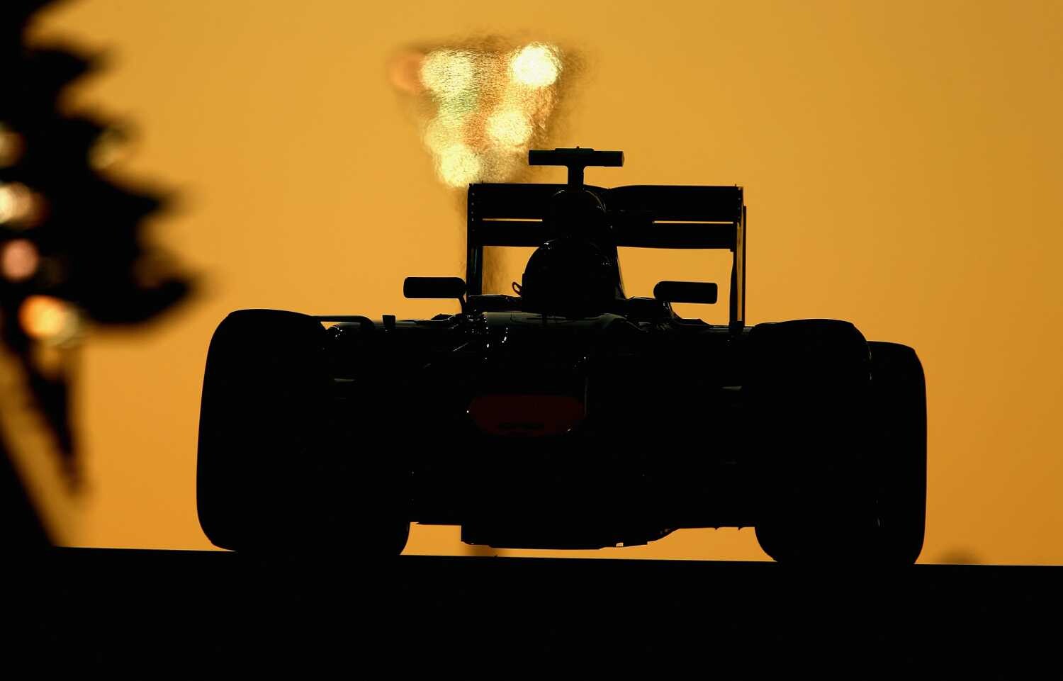 Daniel_Ricciardo_Red_Bull_Raing_Yas_Marina_Abu_Dhabi_F1_2014
