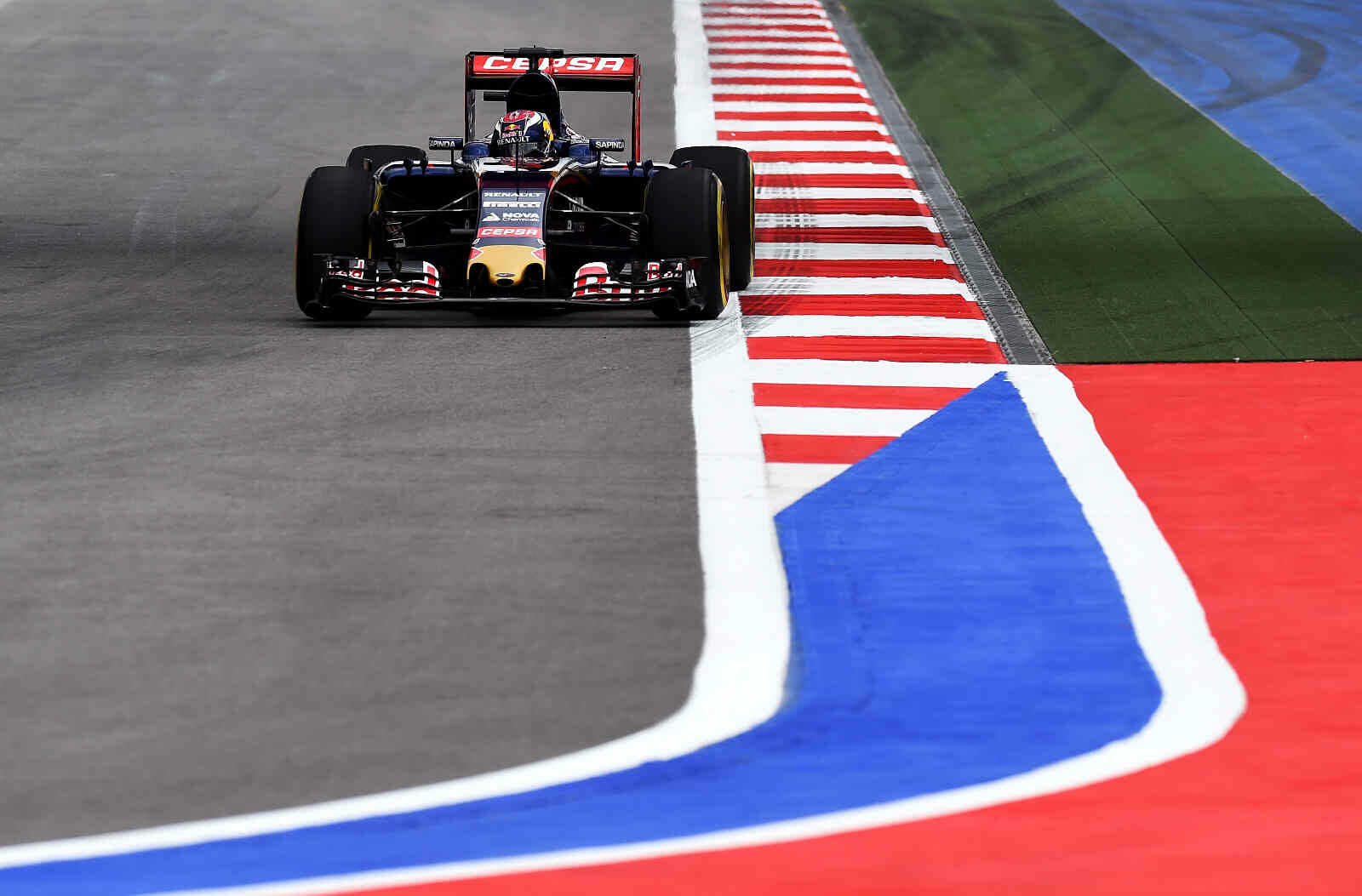 Max_Verstappen_Scuderia_Toro_Rosso_Grand_Prix_Rusland_FP1