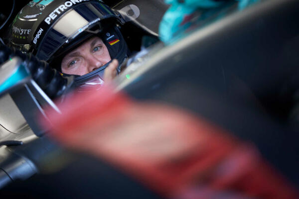 Nico_Rosberg_Mercedes_AMG_F1_GP_Europe_2016_