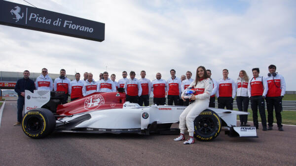 1920x1080-Tatiana-Calderon-Sauber-Fiorano-2018