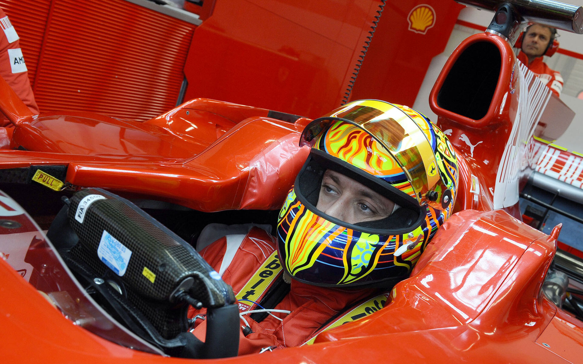 1411464289-rossi-ferrari-f1