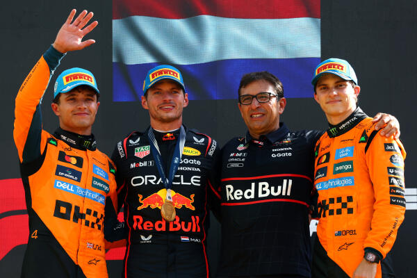 Lando Norris Max Verstappen Pierre Wache Oscar Piastri podium zondag Monza Italië 2025