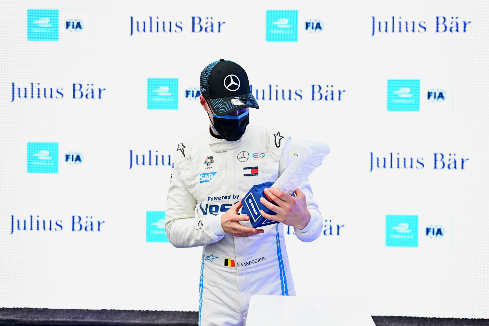 2-EPS705_095526SMG_1199