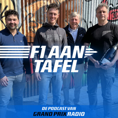 fans-achtervolgen-max-verstappen-2023-16-061c0204