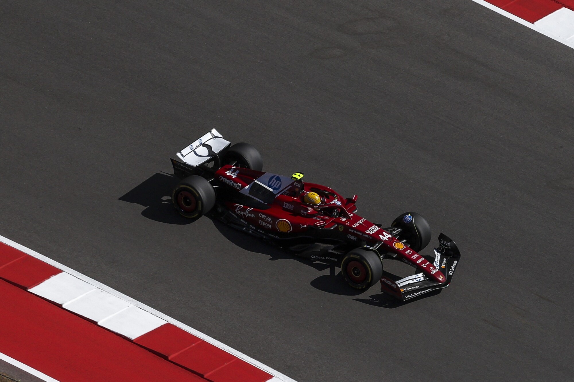 VS Austin Lewis Hamilton 2025