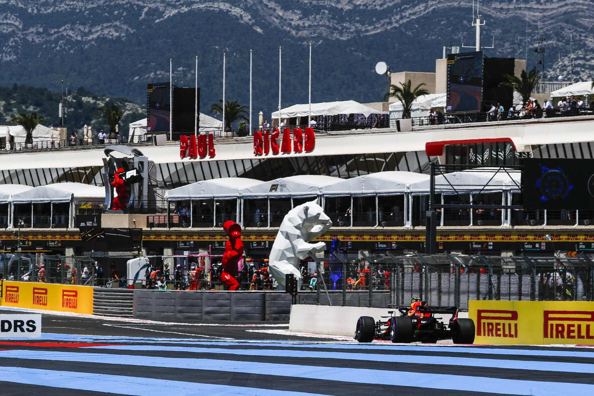 02-france-friday12-832067