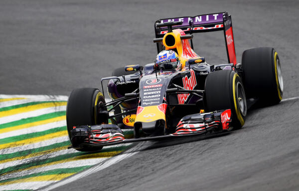 RBR_motoren_GPBrazil