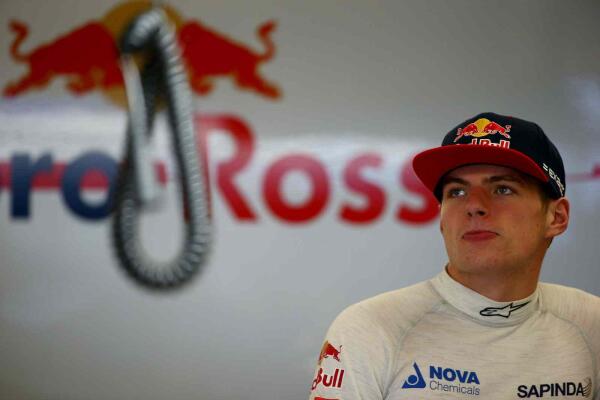 Max_Verstappen_Scuderia_Toro_Rosso_US_GP_2015