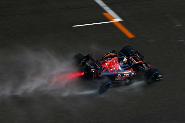 Max_Verstappen_Scuderia_Toro_Rosso_F1_Grand_Prix_China_2016