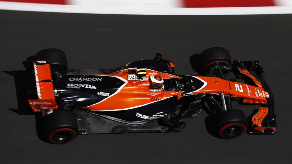 1920x1080-Stoffel-Vandoorne-McLaren-GP-Azerbeidzjan
