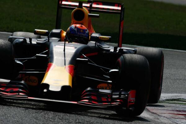 Max_Verstappen_Red_Bull_Racing_F1_Grand_Prix_Itali_Q