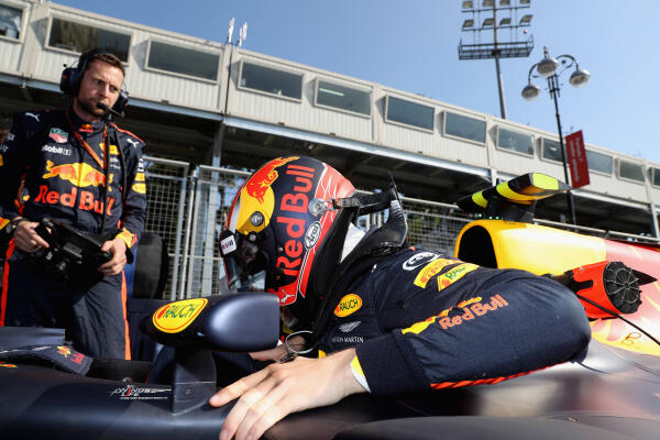 P-20170625-00729_News