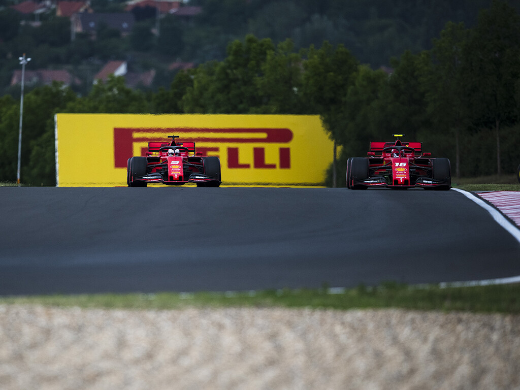 1920x1080-Sebastian-Vettel-Charles-Leclerc-Ferrari-GP-Hongarije-2019
