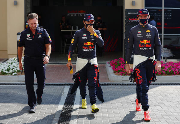 SI202112110053_hires_jpeg_24bit_rgb