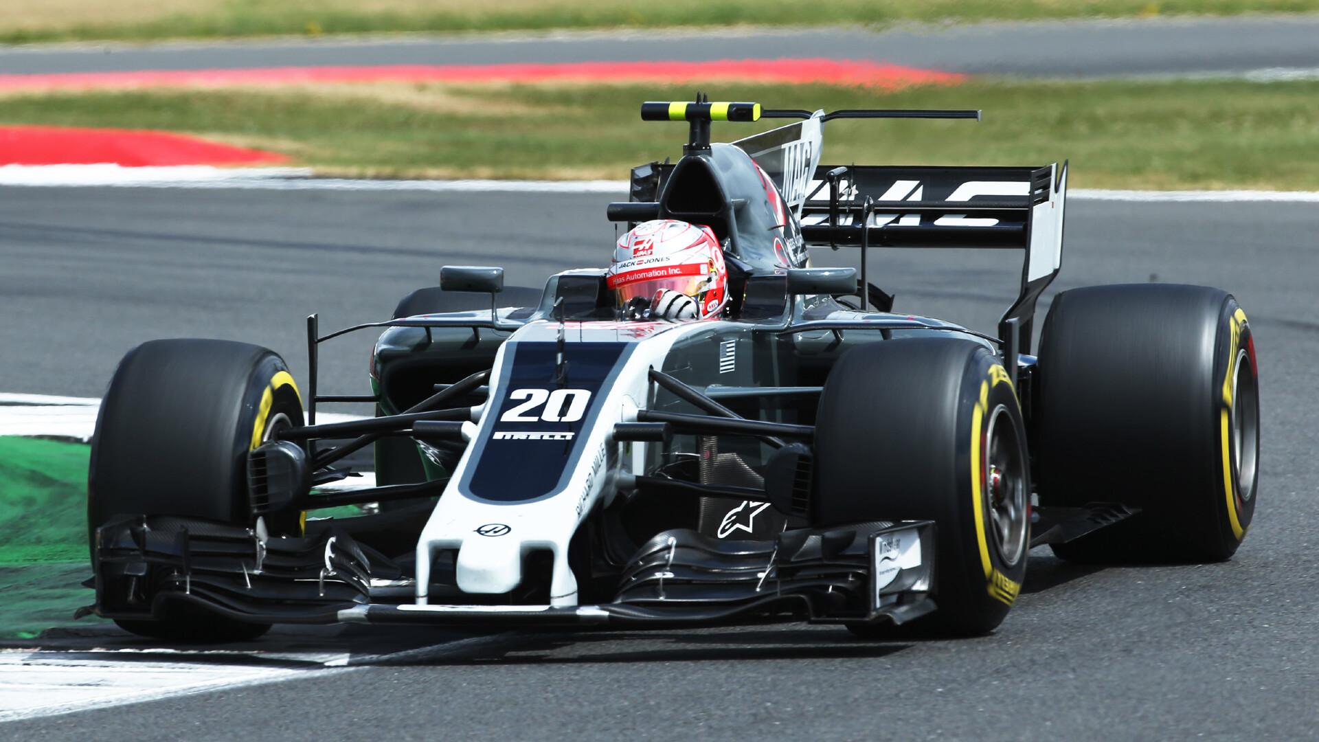 1920x1080-Kevin-Magnussen-Haas-F1-GP-Engeland-2017