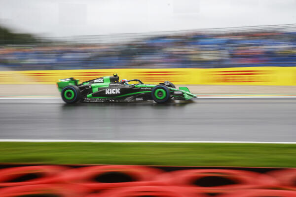 Guanyu Zhou kwalificatie gp belgië