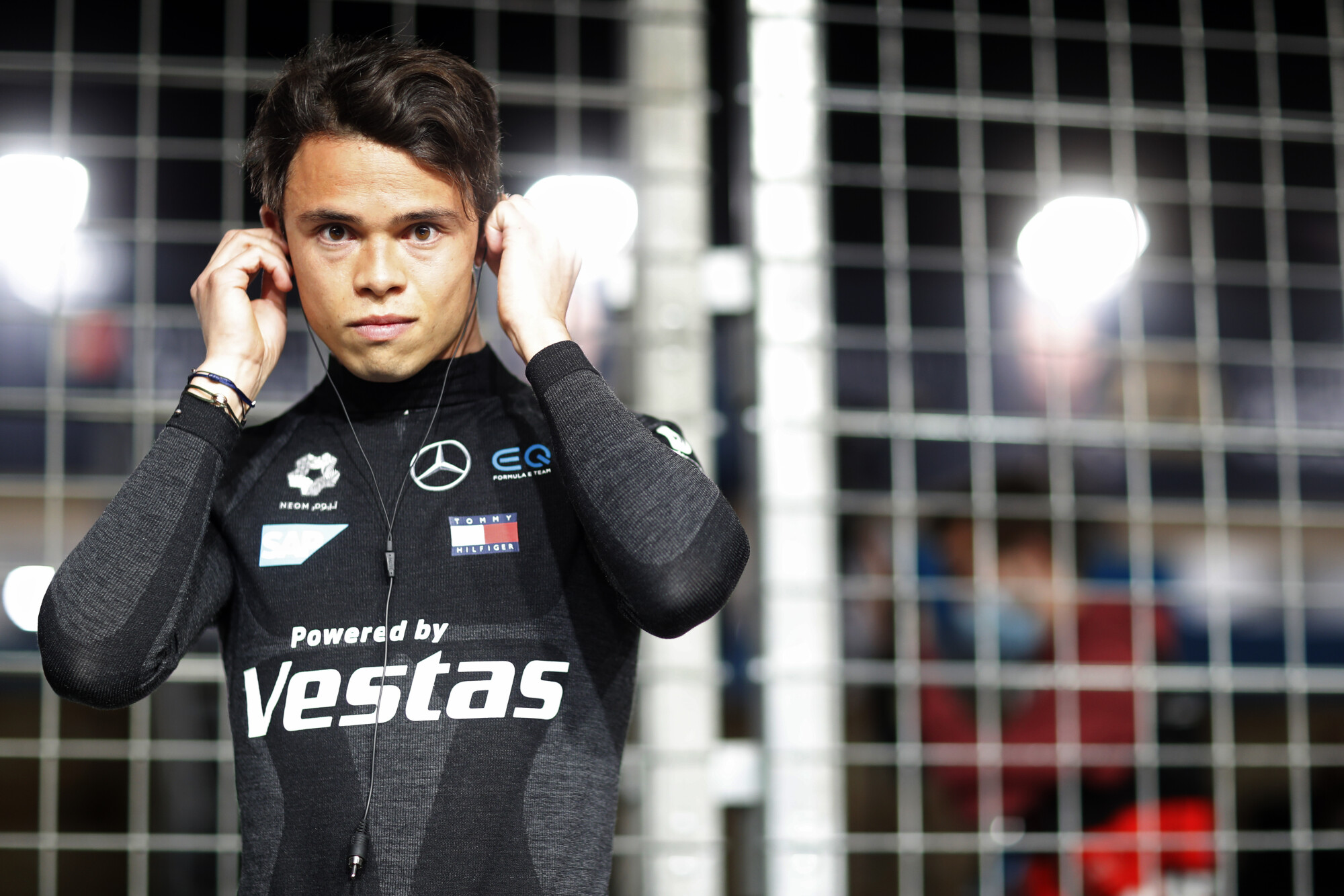 3-EPS701_164754_ALS7986