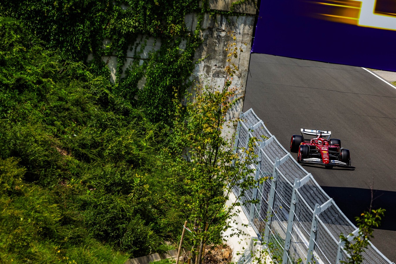 Ferrari auto Hongarije 2025