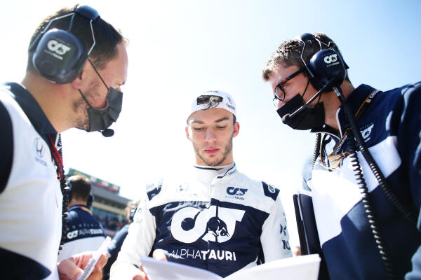 SI202111070647_hires_jpeg_24bit_rgb