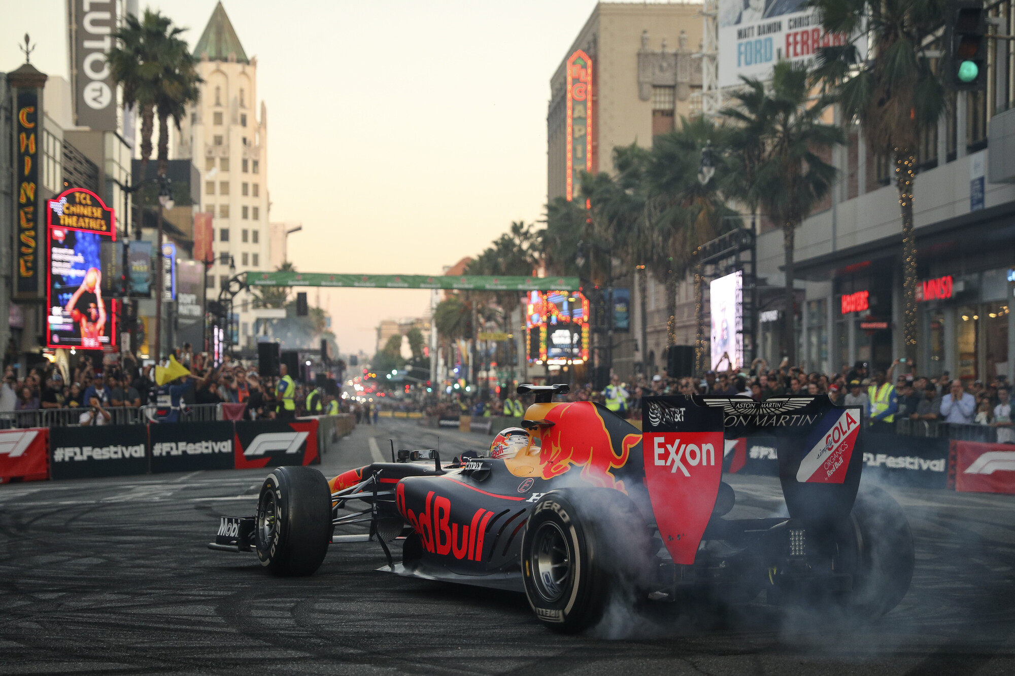 AP-221WAKC1N1W11_hires_jpeg_24bit_rgb