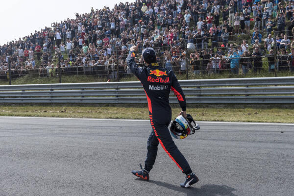 AP-1VQMRZ7S92111_news